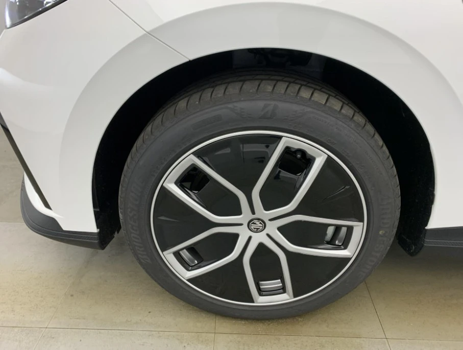 MG MG4 MG4 ELECTRIC 64KWH 204CV LUXURY 10 KM