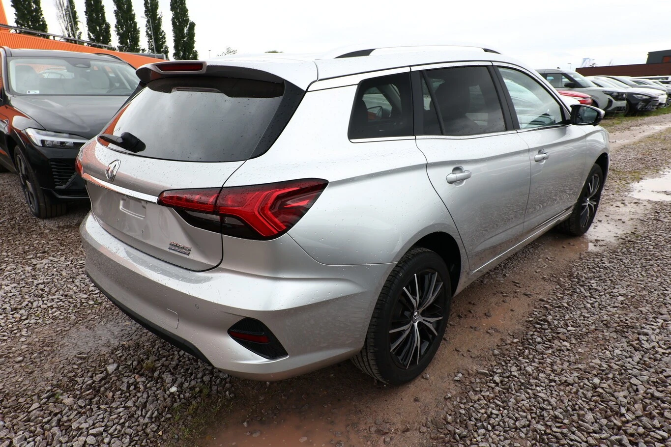 MG MG5 61KW LUXURY 156CV NOVO 10 KM