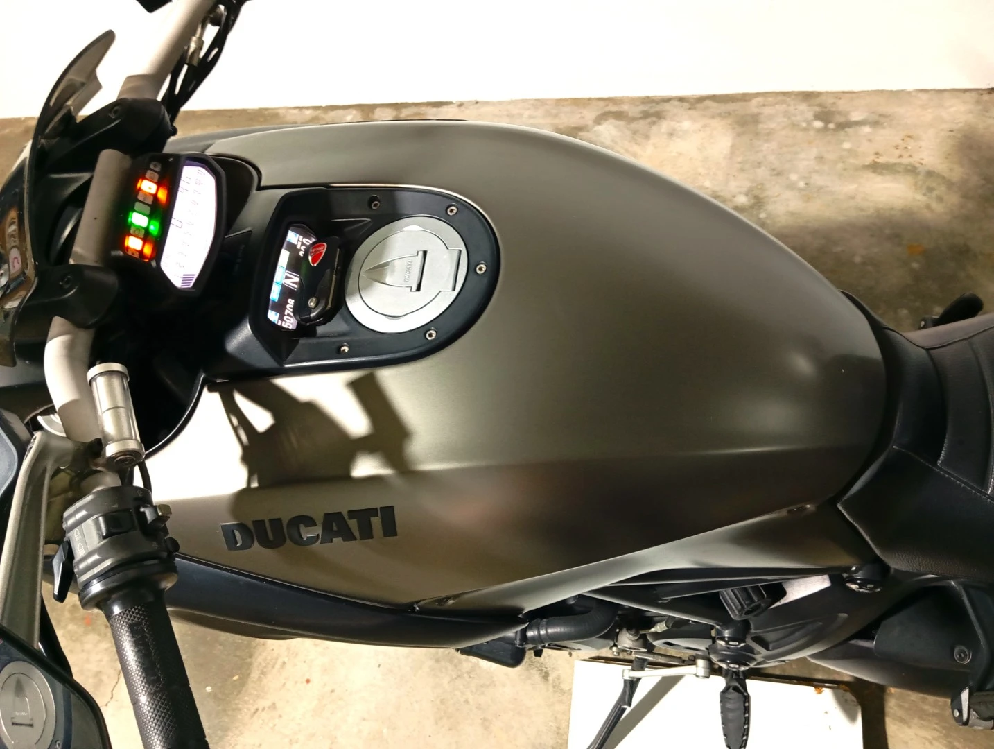 Ducati Diavel 1200 STRADA ABS