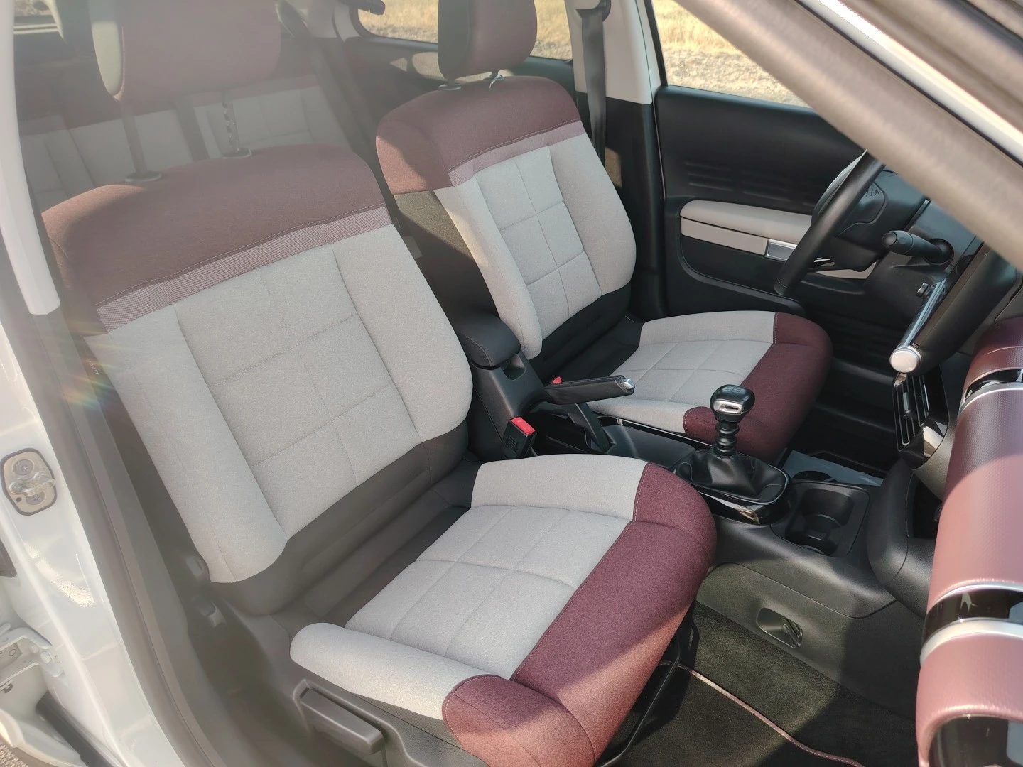 Citroën C4 Cactus SHINE 130 CV S&S 5P COM EXTRAS