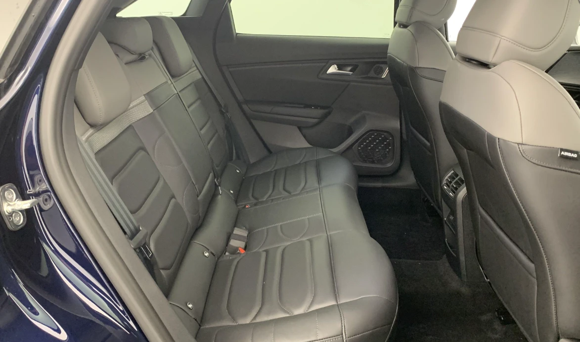 Citroën C5 X 1.2 PureTech Plus EAT8