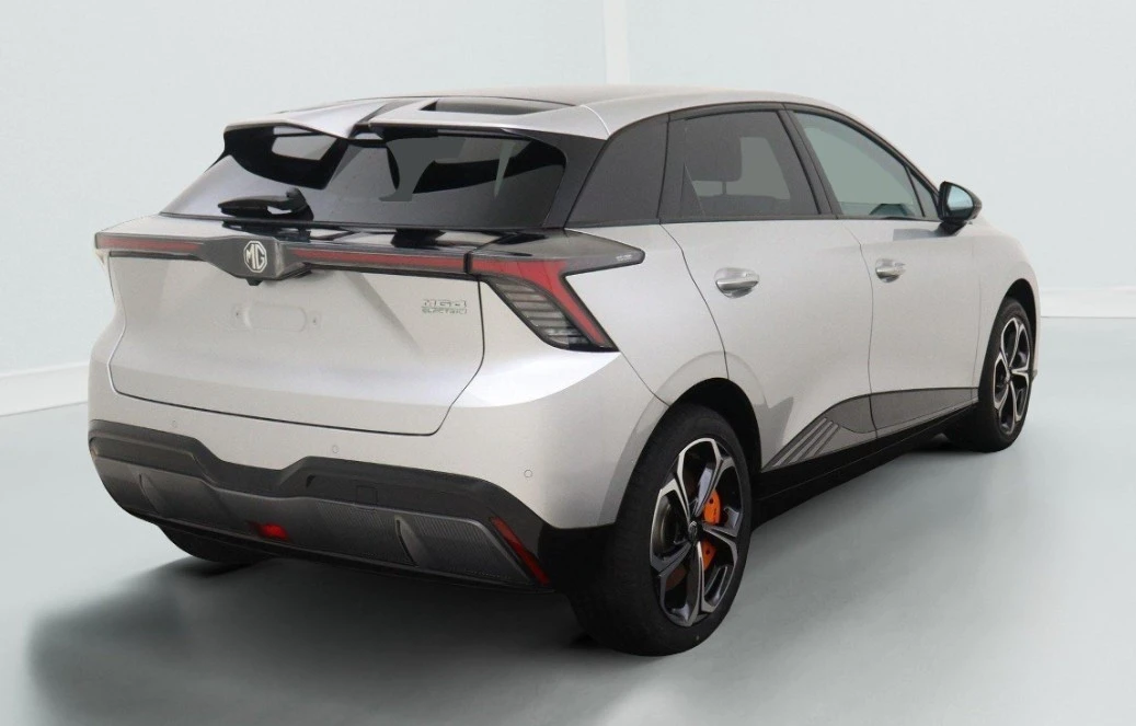 MG MG4 MG4 X-POWER 64 kWh 435 CV NOVO
