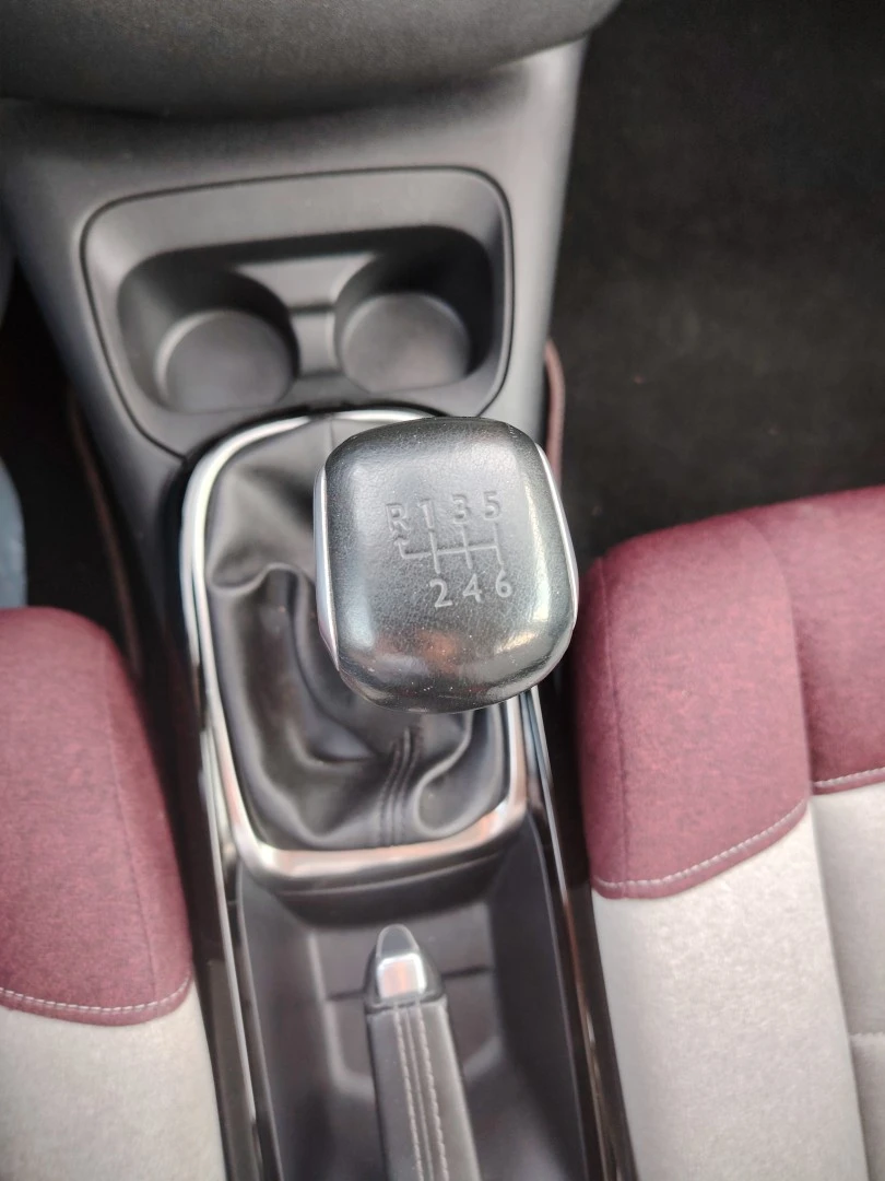 Citroën C4 Cactus SHINE 130 CV S&S 5P COM EXTRAS