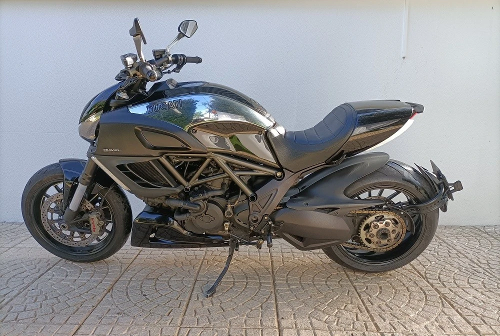 Ducati Diavel 1200 CROMO ABS COM EXTRAS