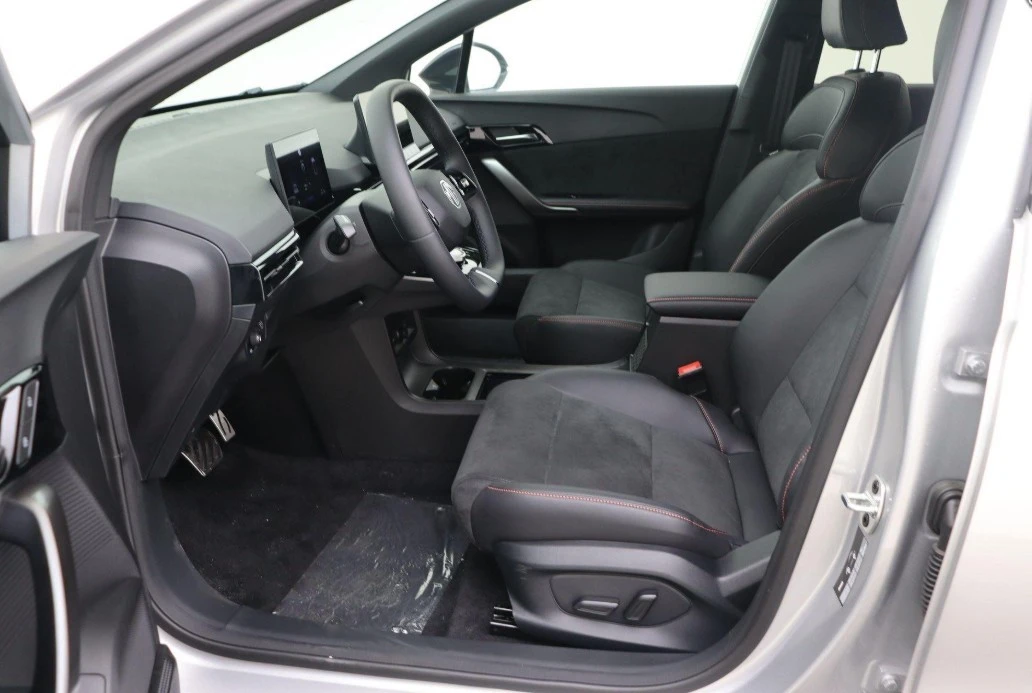 MG MG4 MG4 X-POWER 64 kWh 435 CV NOVO
