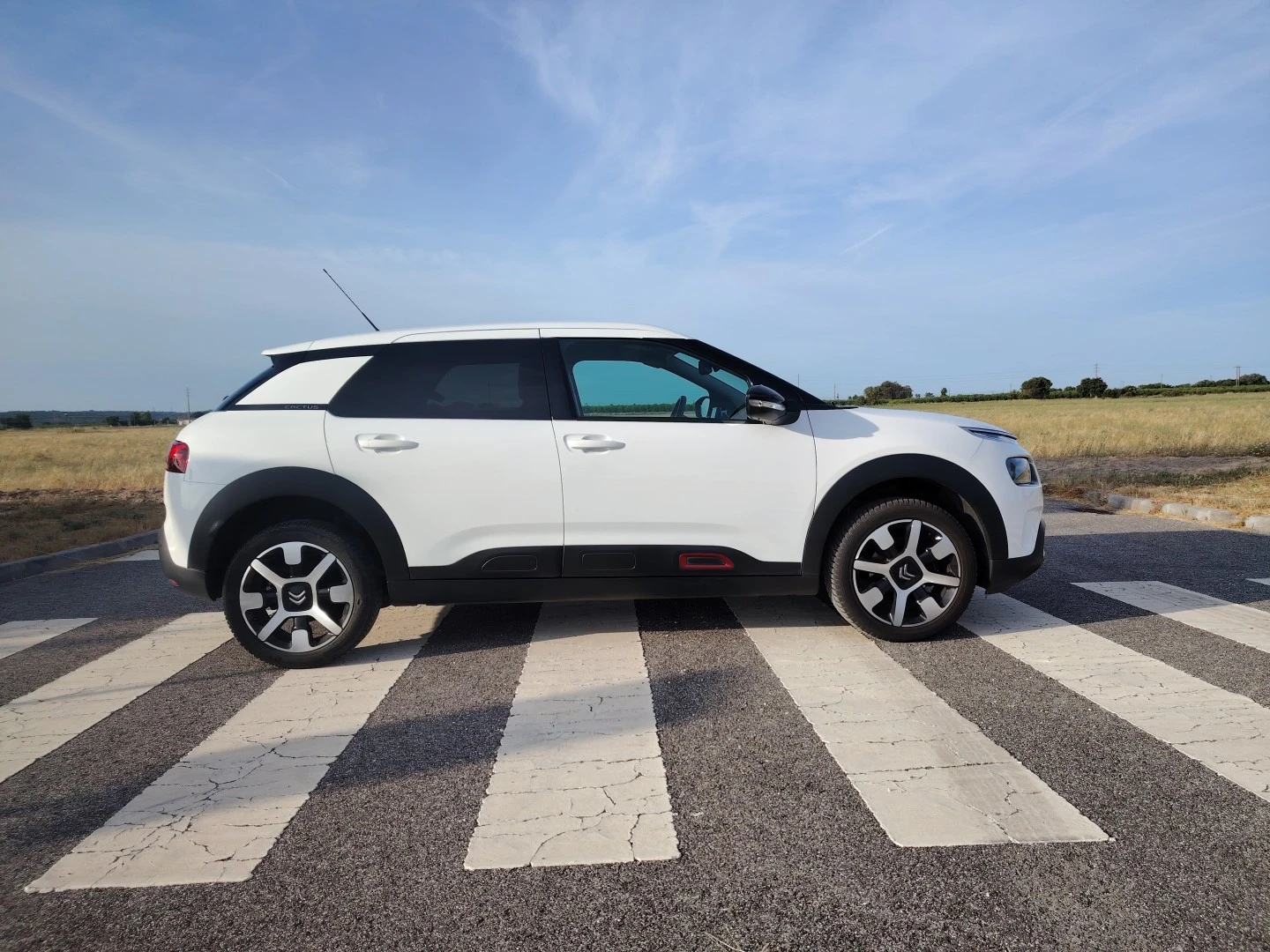 Citroën C4 Cactus SHINE 130 CV S&S 5P COM EXTRAS