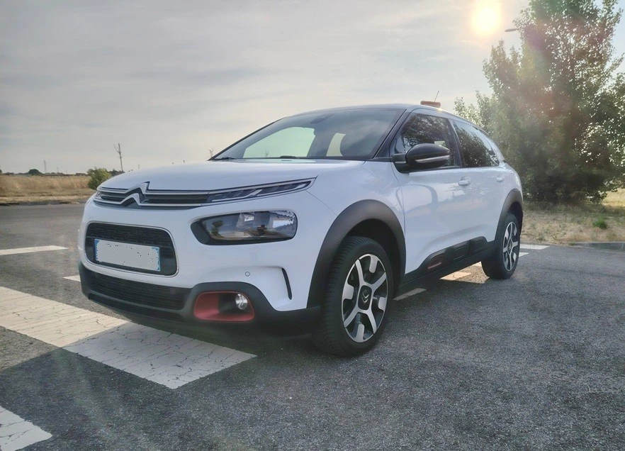 Citroën C4 Cactus SHINE 130 CV S&S 5P COM EXTRAS