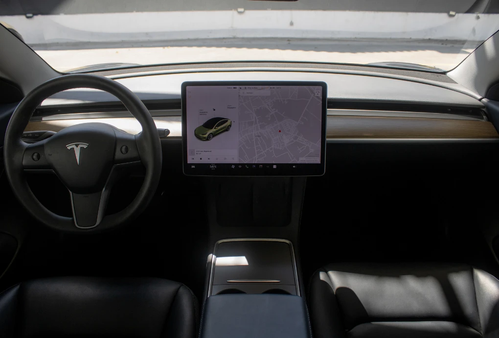 Tesla Model 3 Standard RWD Plus