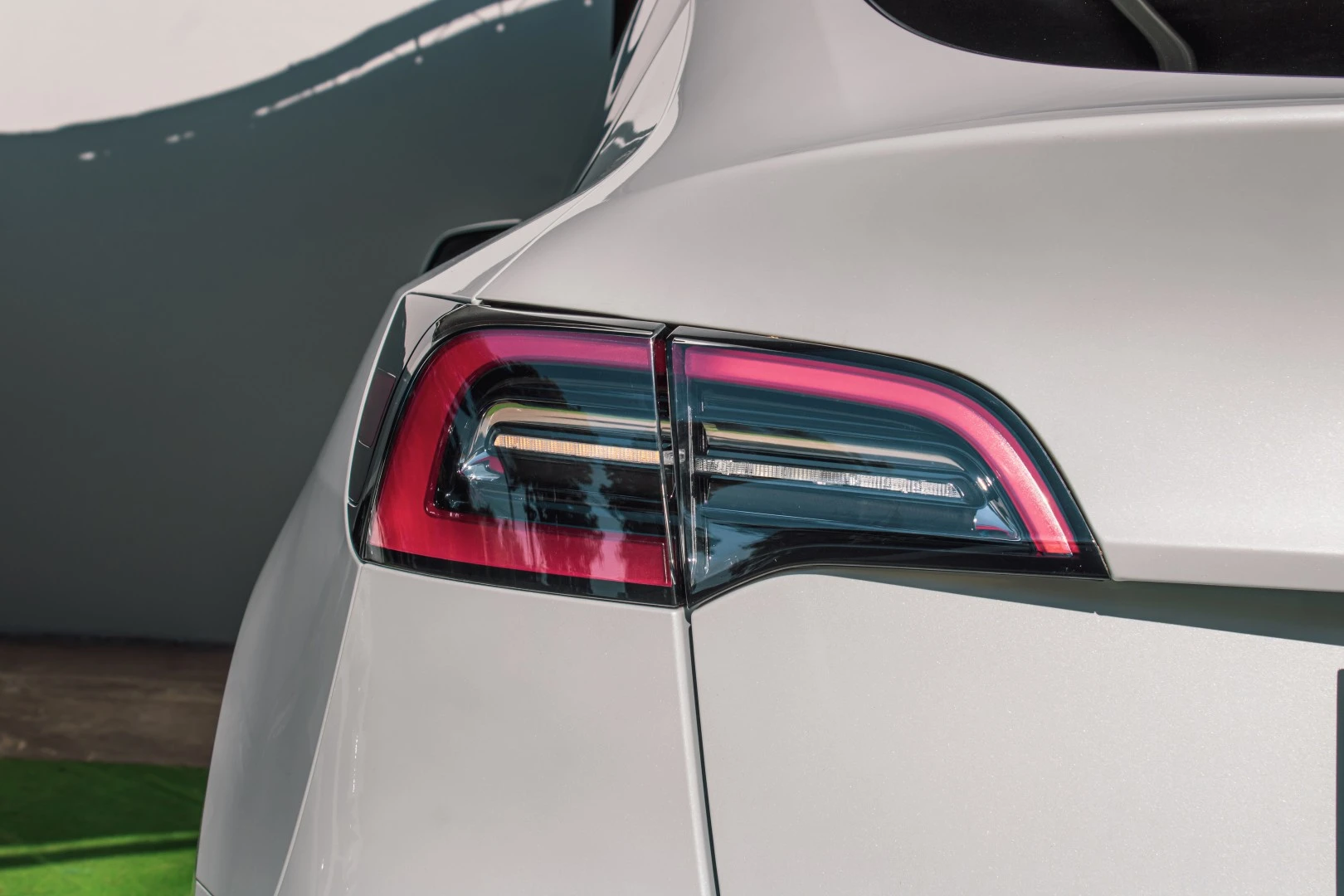 Tesla Model Y Long Range Dual Motor AWD
