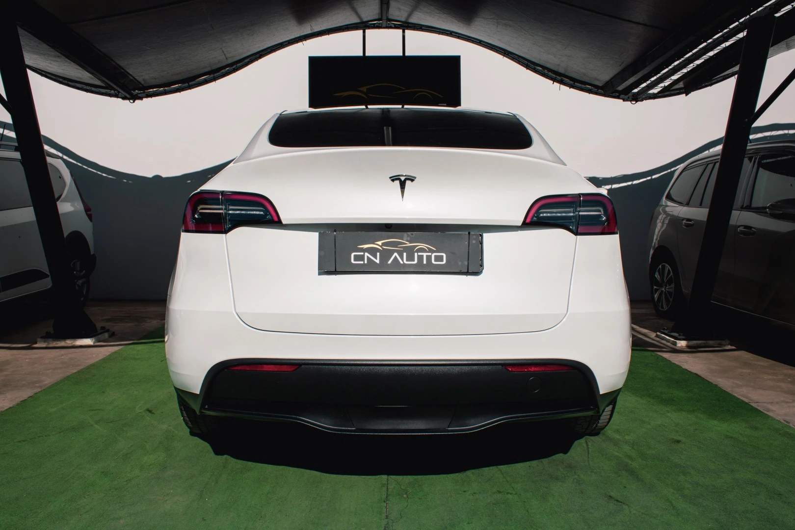 Tesla Model Y Long Range Dual Motor AWD