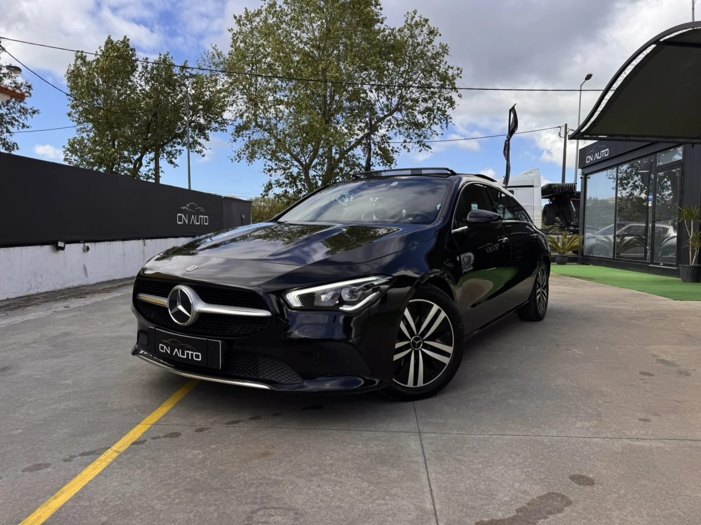 Mercedes-Benz CLA 180 D shooting brake