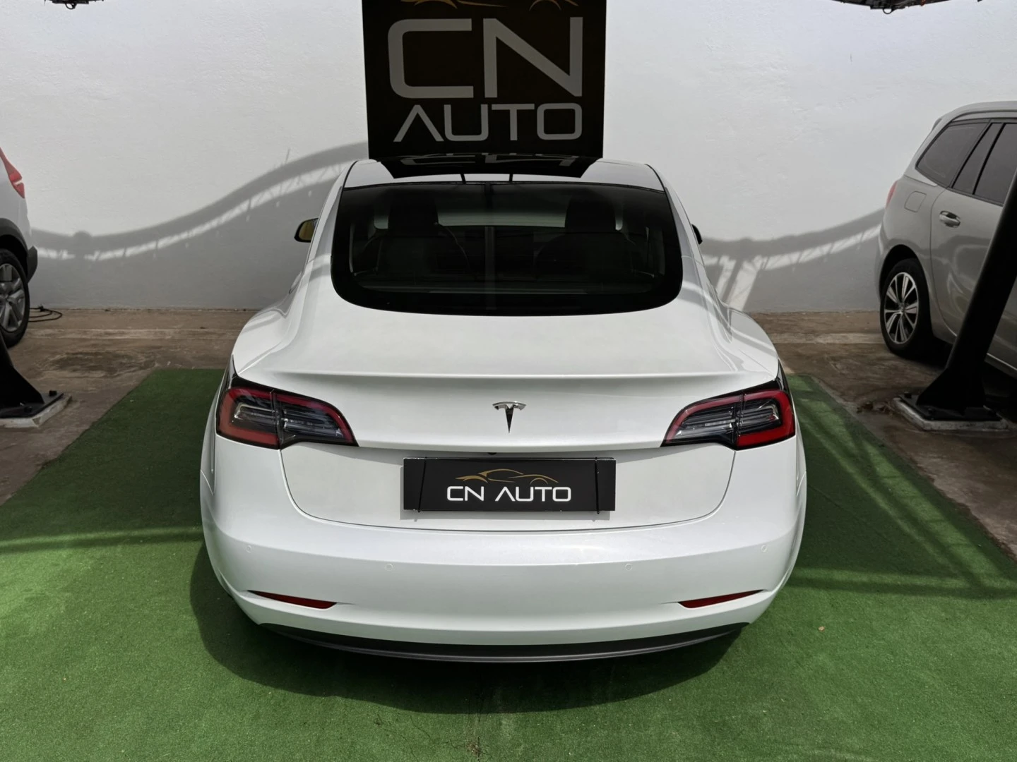 Tesla Model 3 Standard Range Plus RWD