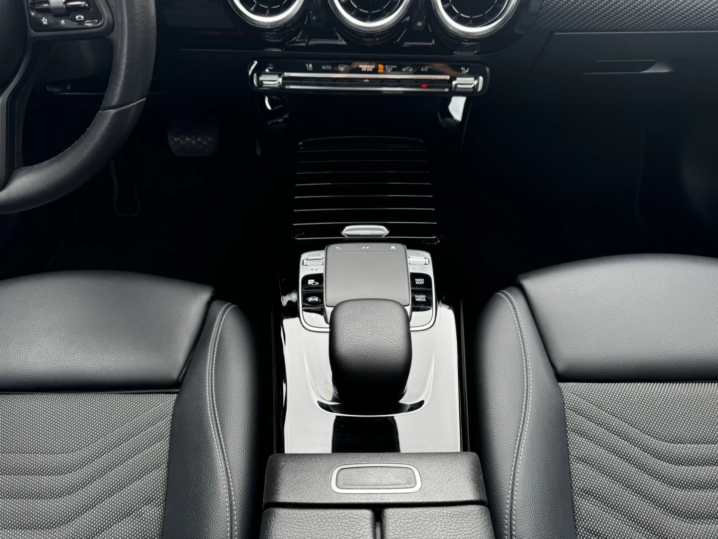 Mercedes-Benz A 180 Limousine d AMG Line Aut.