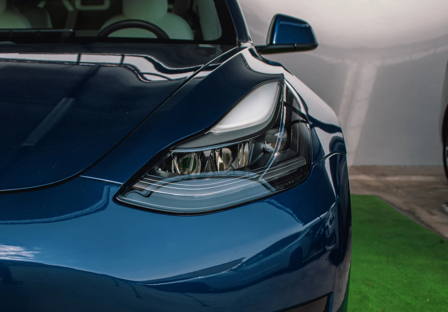 Tesla Model 3 Standard Range Plus RWD
