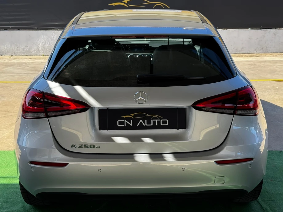 Mercedes-Benz A 250 e