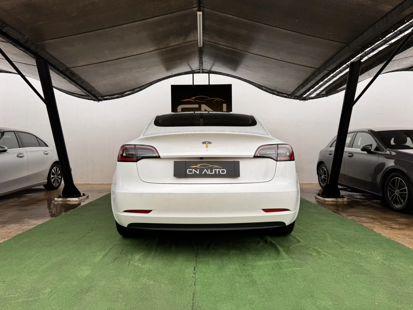 Tesla Model 3 Standard Range Plus RWD