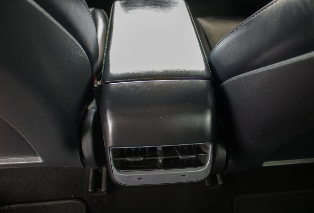 Tesla Model 3 Standard Range Plus RWD