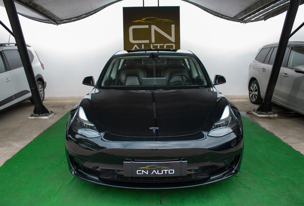 Tesla Model 3 Standard Range Plus RWD