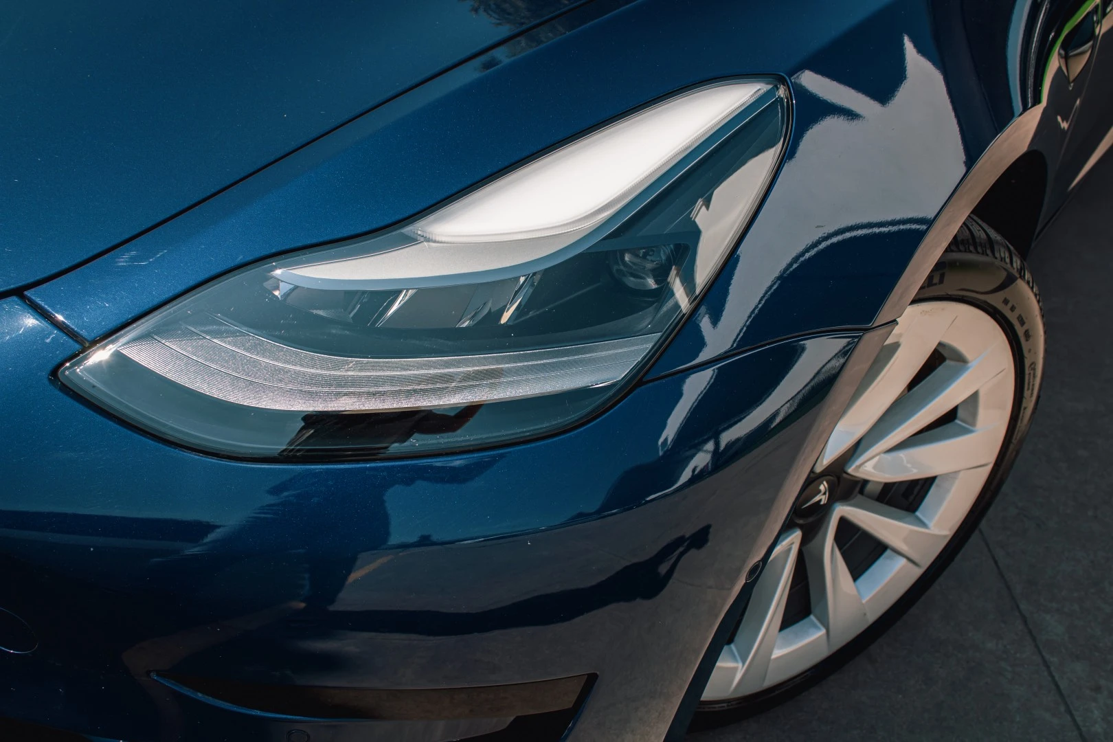 Tesla Model 3 Standard Range Plus RWD