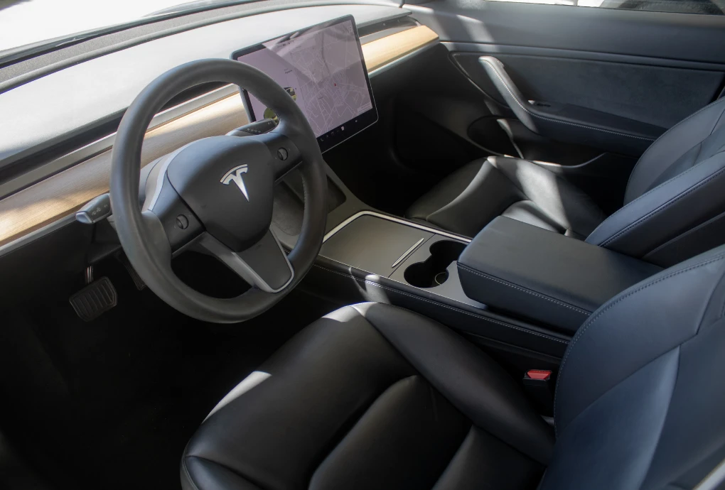 Tesla Model 3 Standard RWD Plus