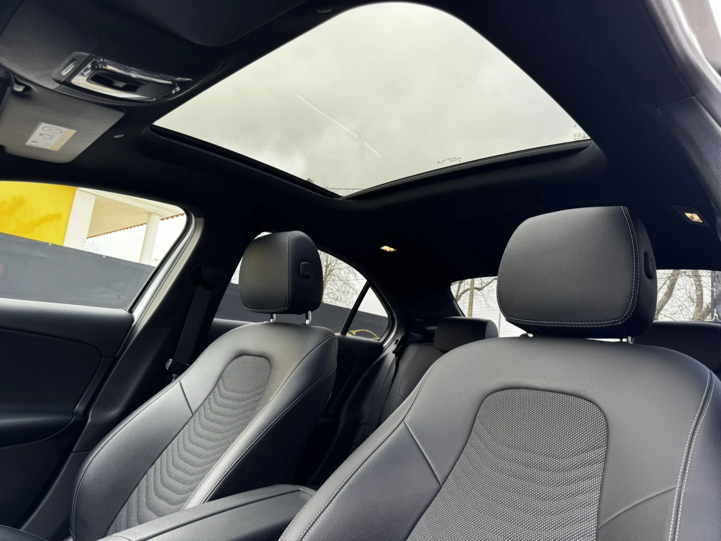 Mercedes-Benz A 180 Limousine d AMG Line Aut.