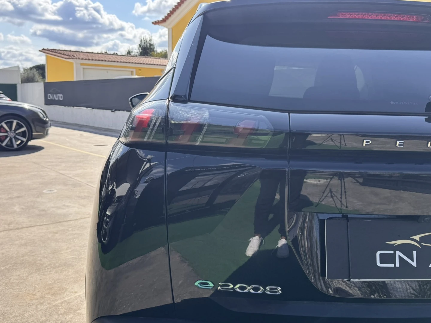 Peugeot e-2008 50 kWh Active Pack