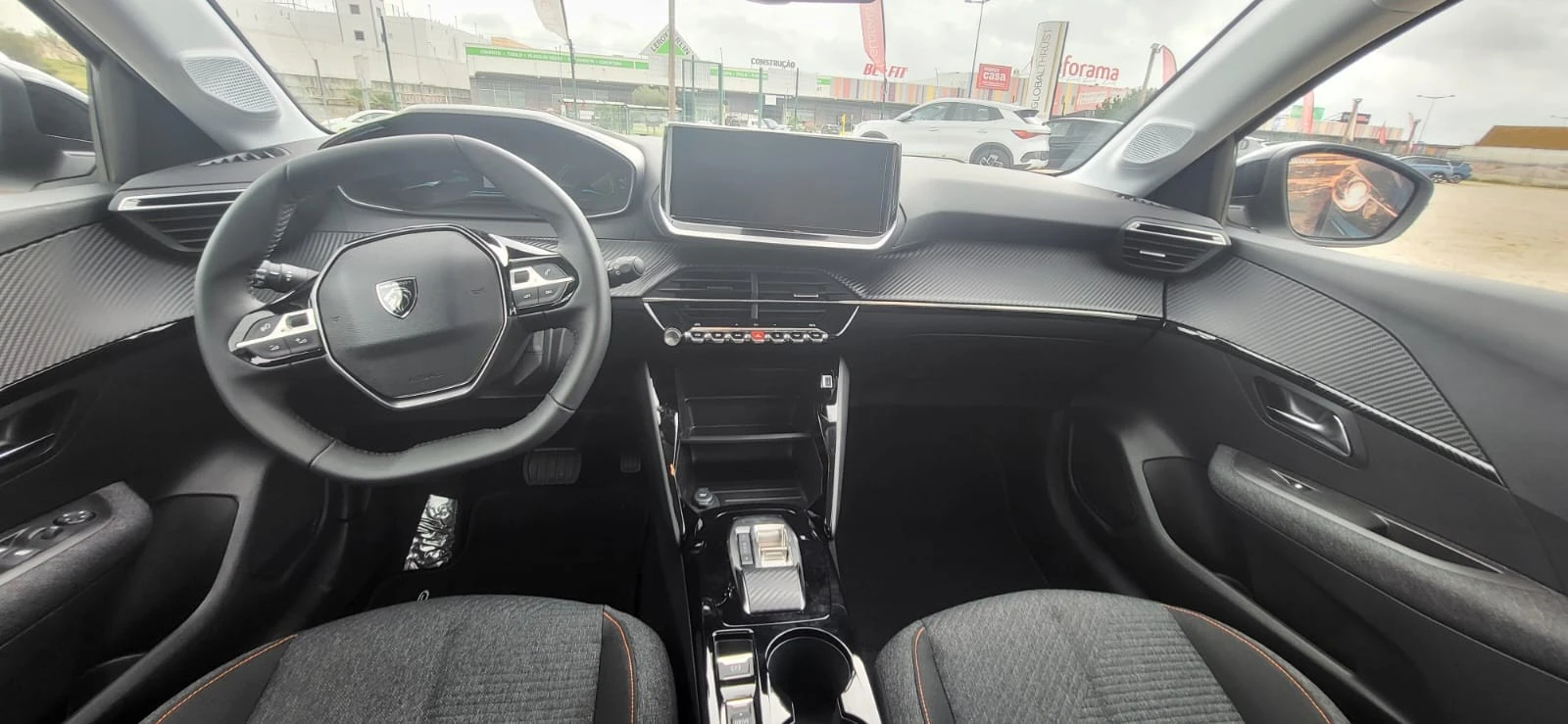 Peugeot e-208 50 kWh Style