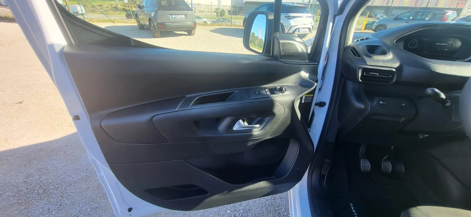 Peugeot Partner 1.5 BlueHDi Asphalt Longa