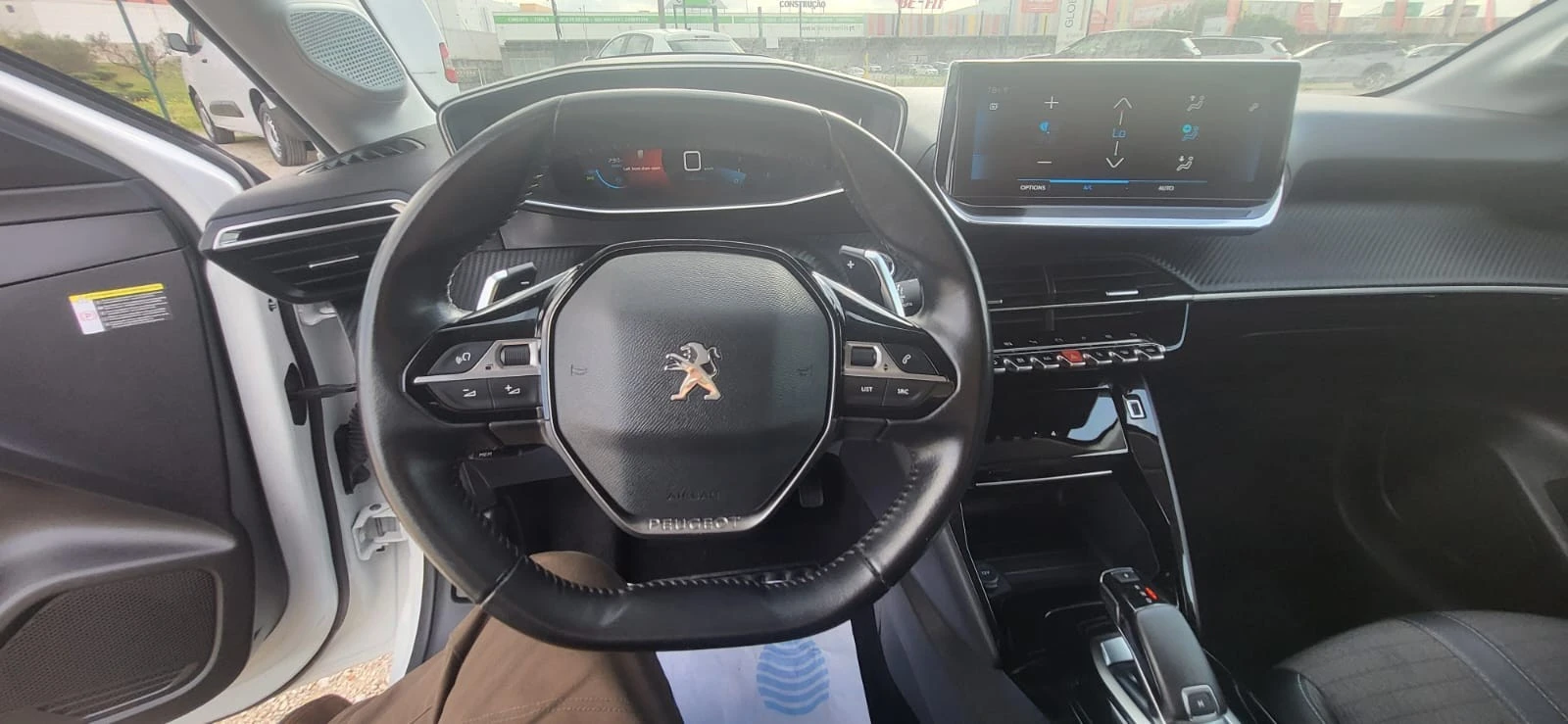Peugeot 208 1.2 PureTech Allure Pack EAT8