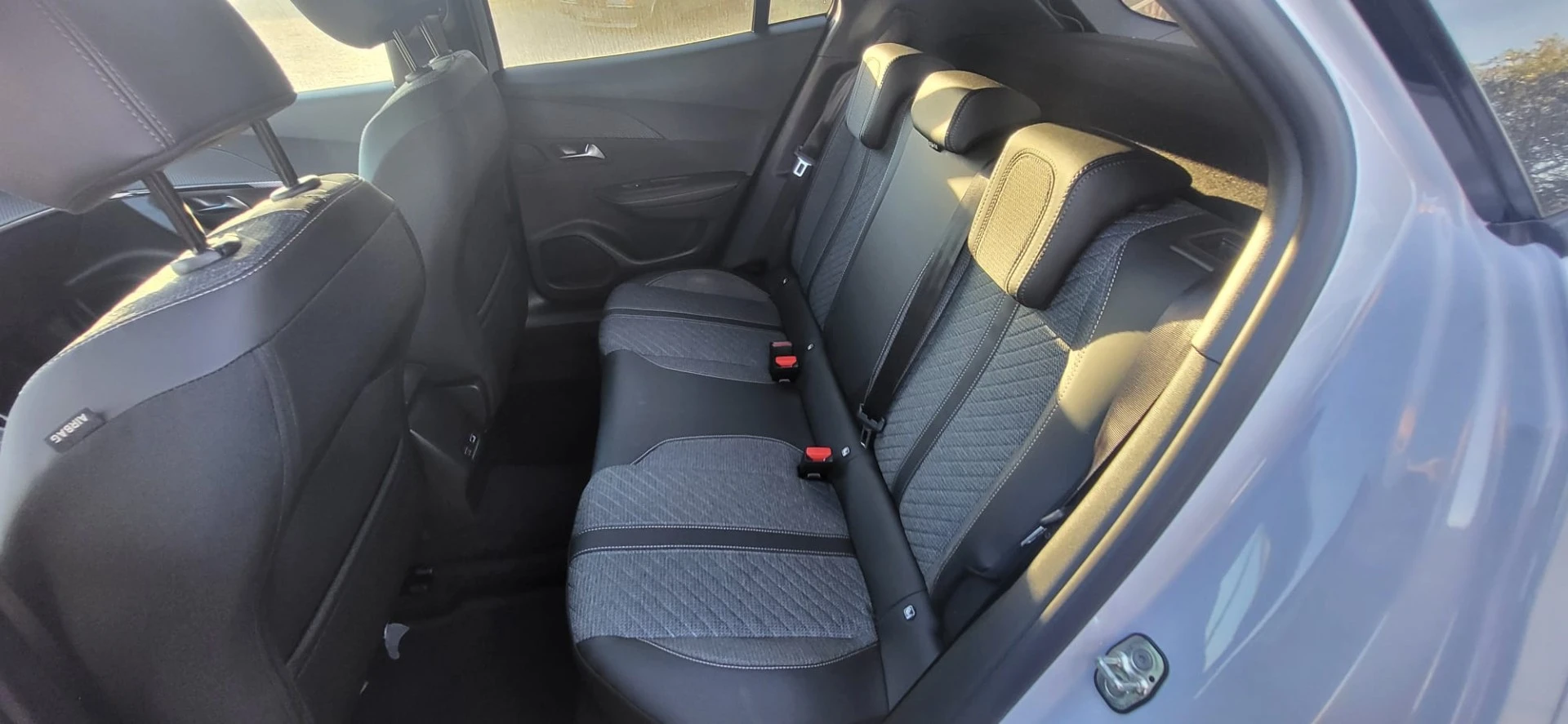Peugeot 2008 1.2 PureTech Allure Pack
