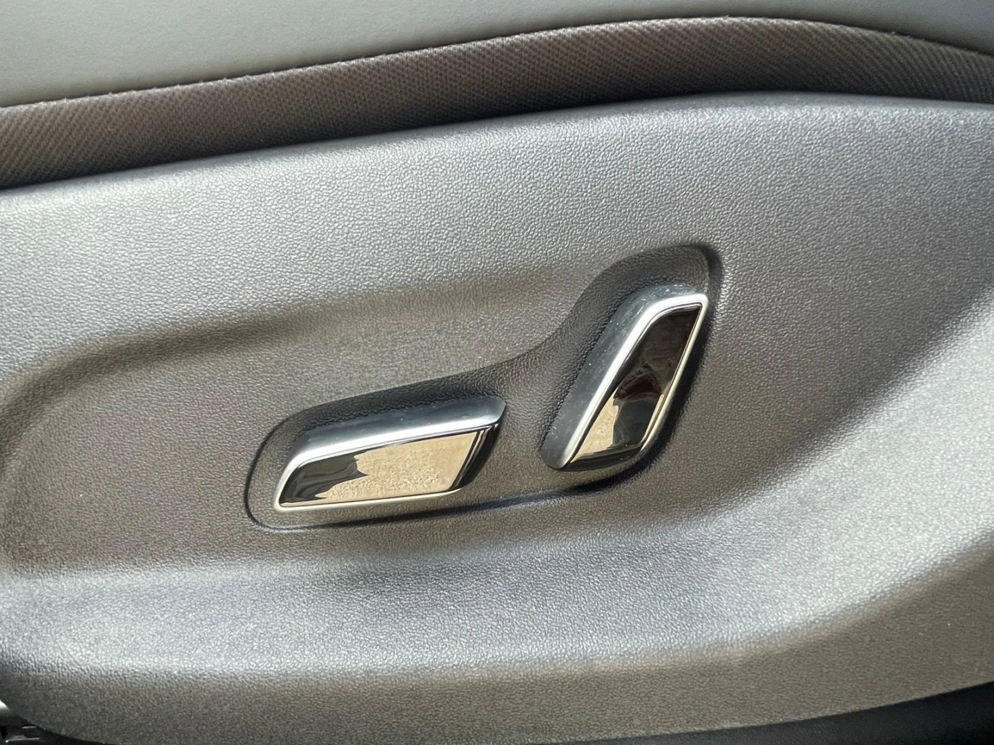 BYD Dolphin 60.4 kWh Design