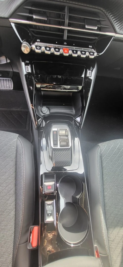 Peugeot e-2008 54 kWh Allure