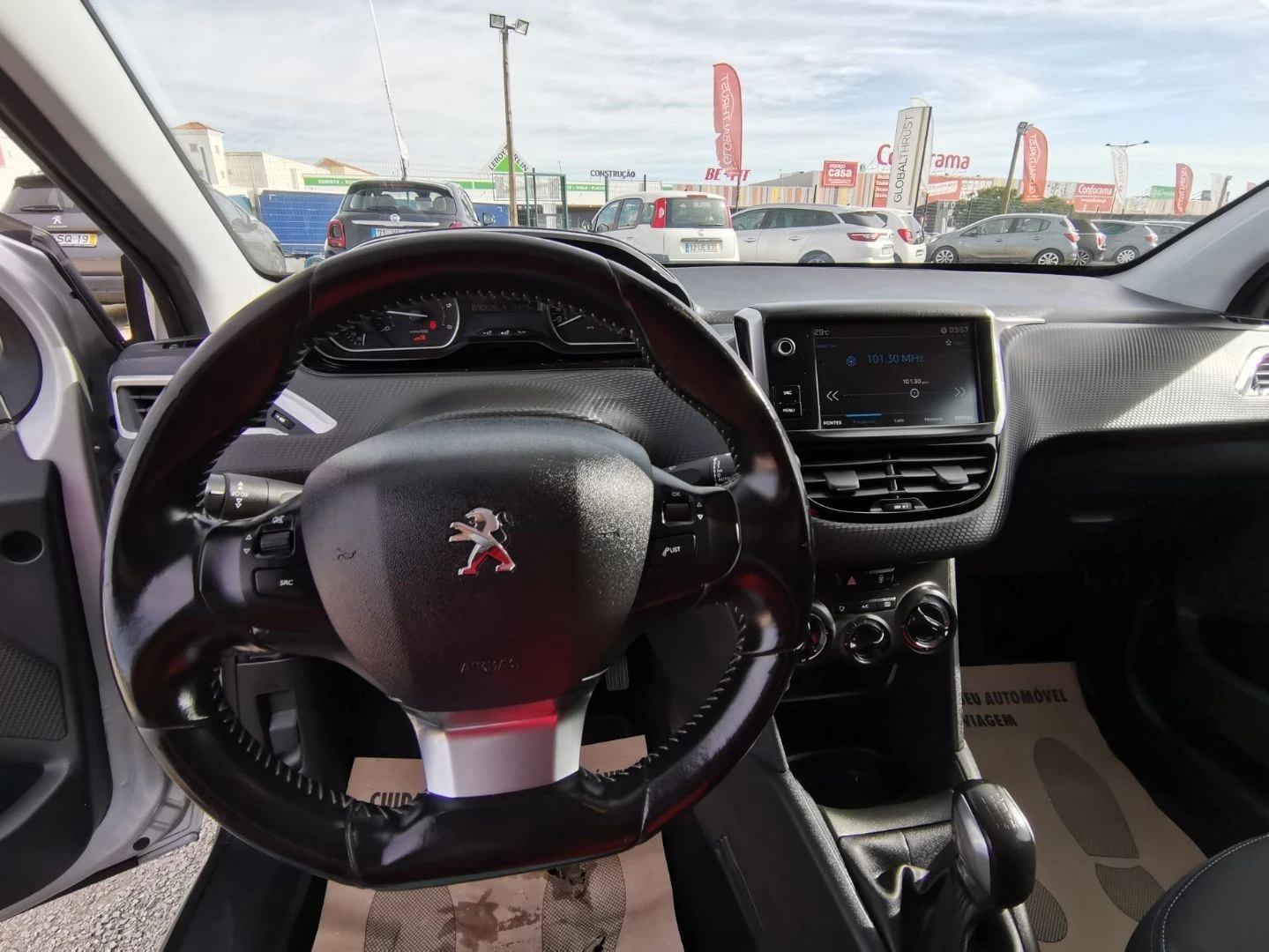 Peugeot 208 1.6 BLUE HDI STYLE