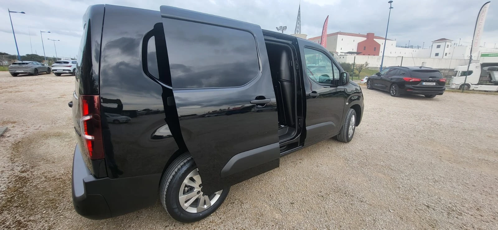 Peugeot Partner 1.5 BlueHDi Pemium Longa