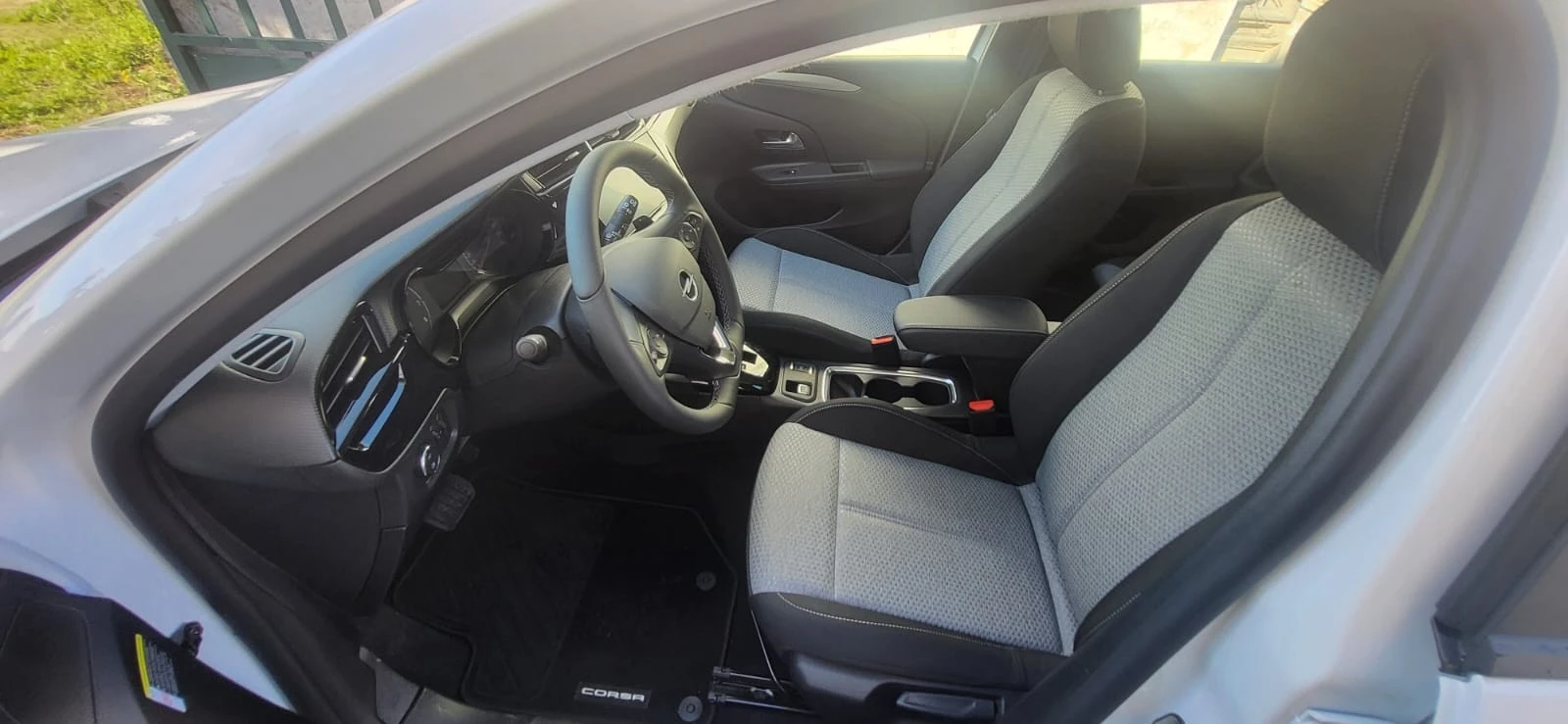 Opel Corsa 1.2 T Edition CA8