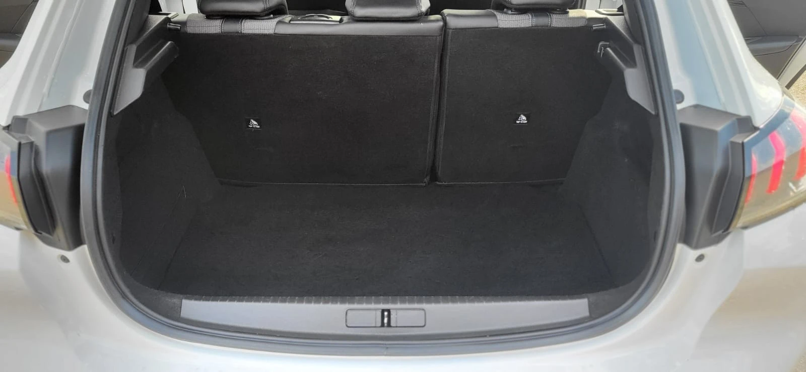 Peugeot 208 1.2 PureTech Allure Pack EAT8