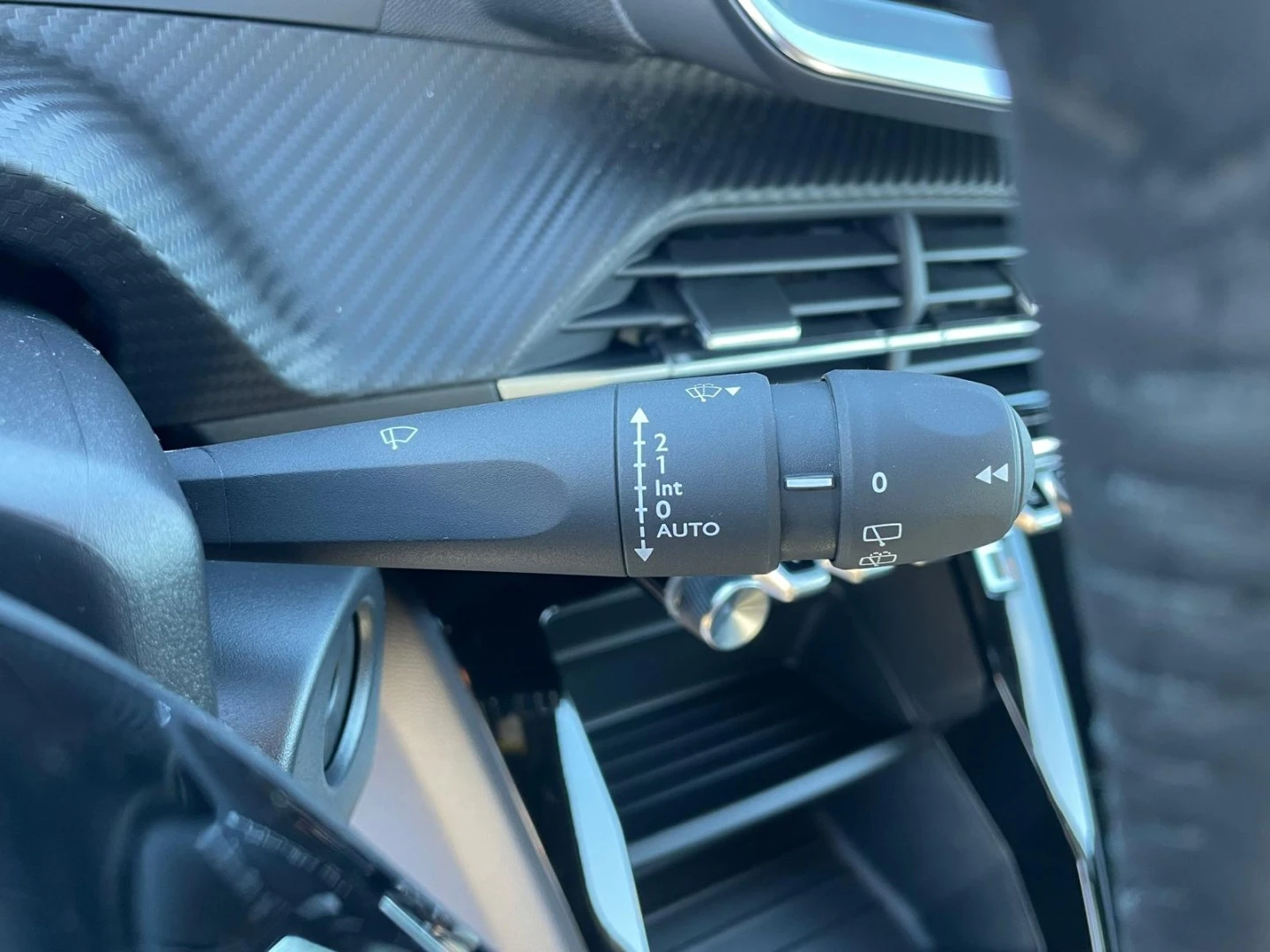 Peugeot 2008 1.2 PURETECH STYLE