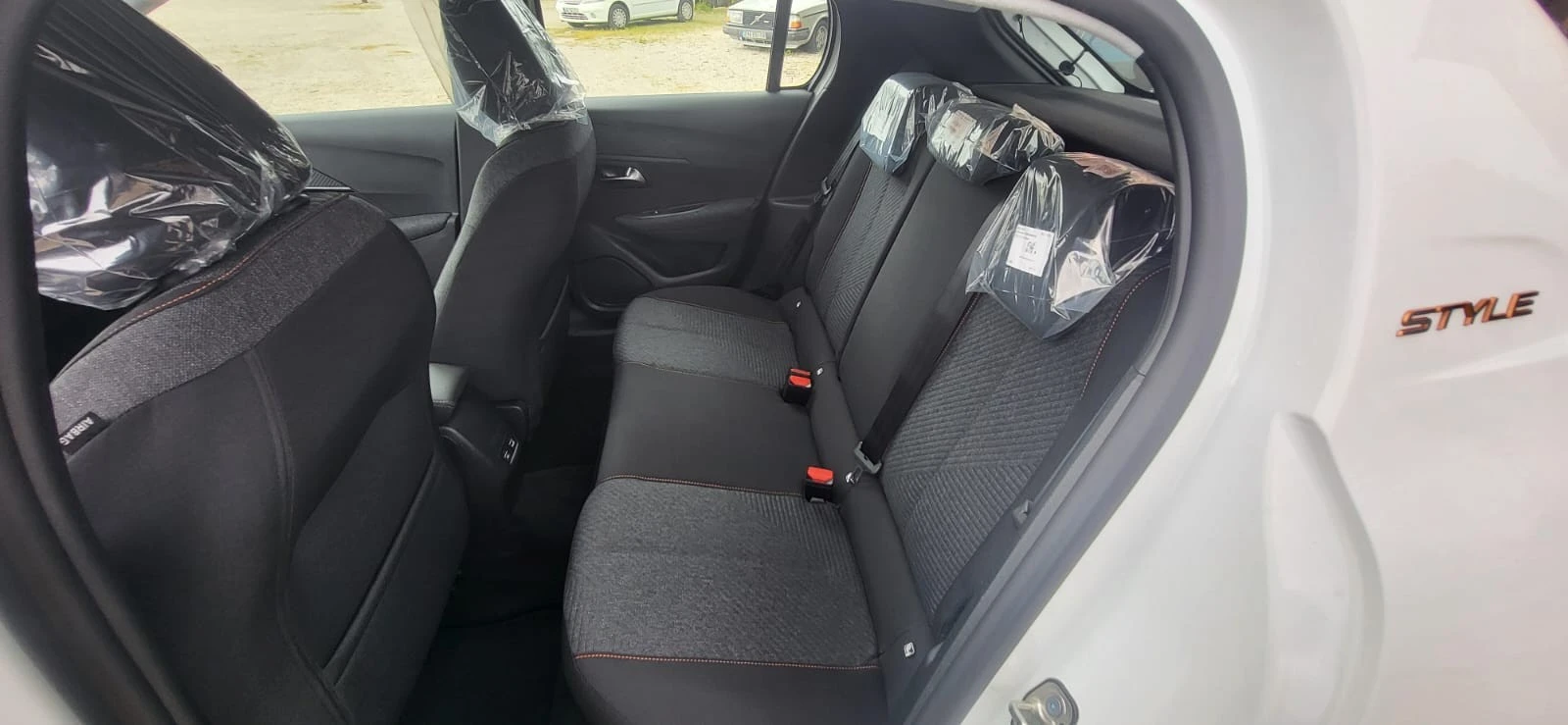 Peugeot e-208 50 kWh Style