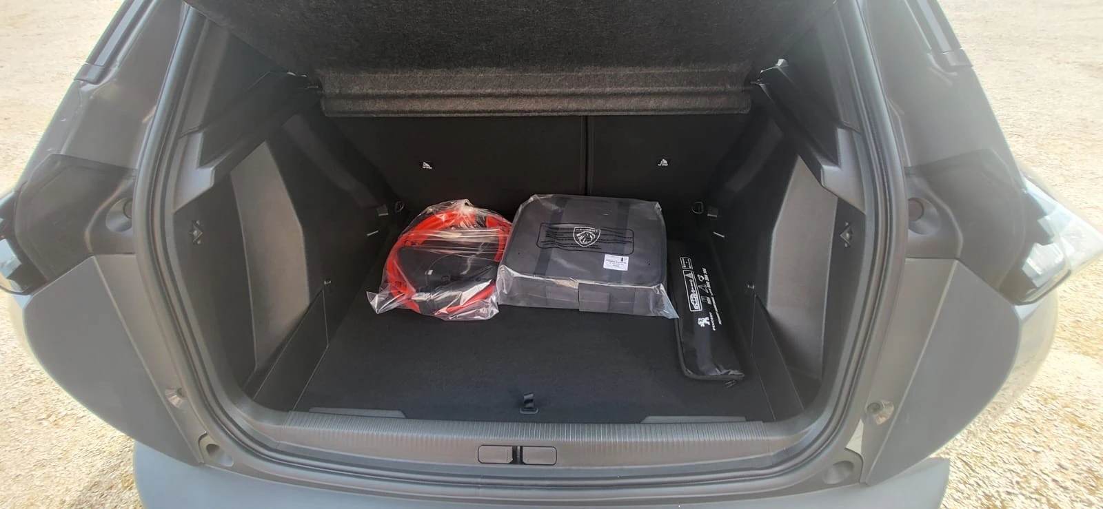 Peugeot e-2008 54 kWh Allure