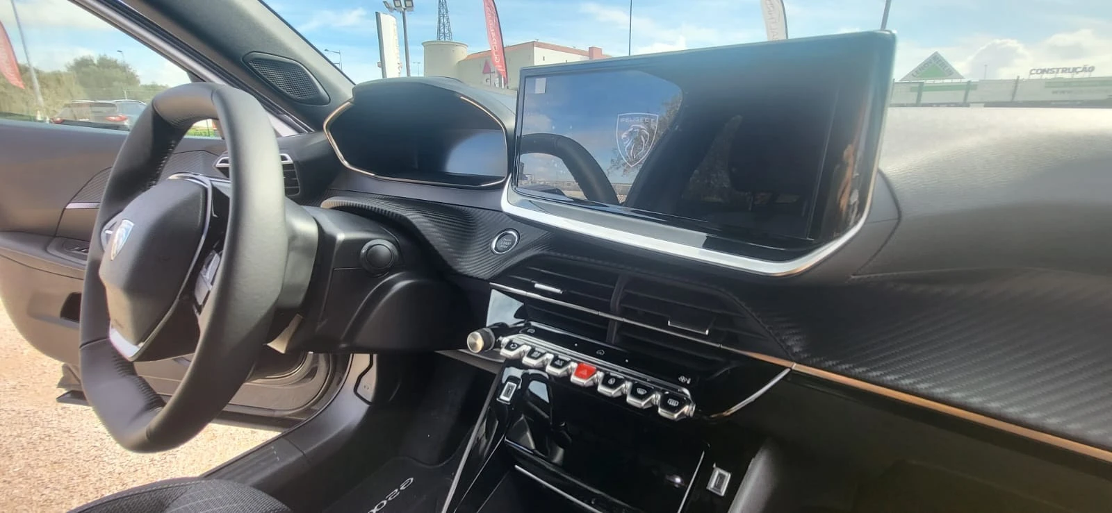 Peugeot e-2008 54 kWh Allure
