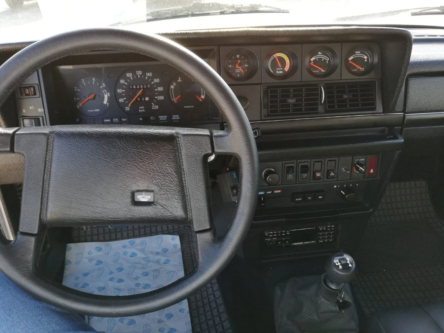 Volvo 244 TURBO