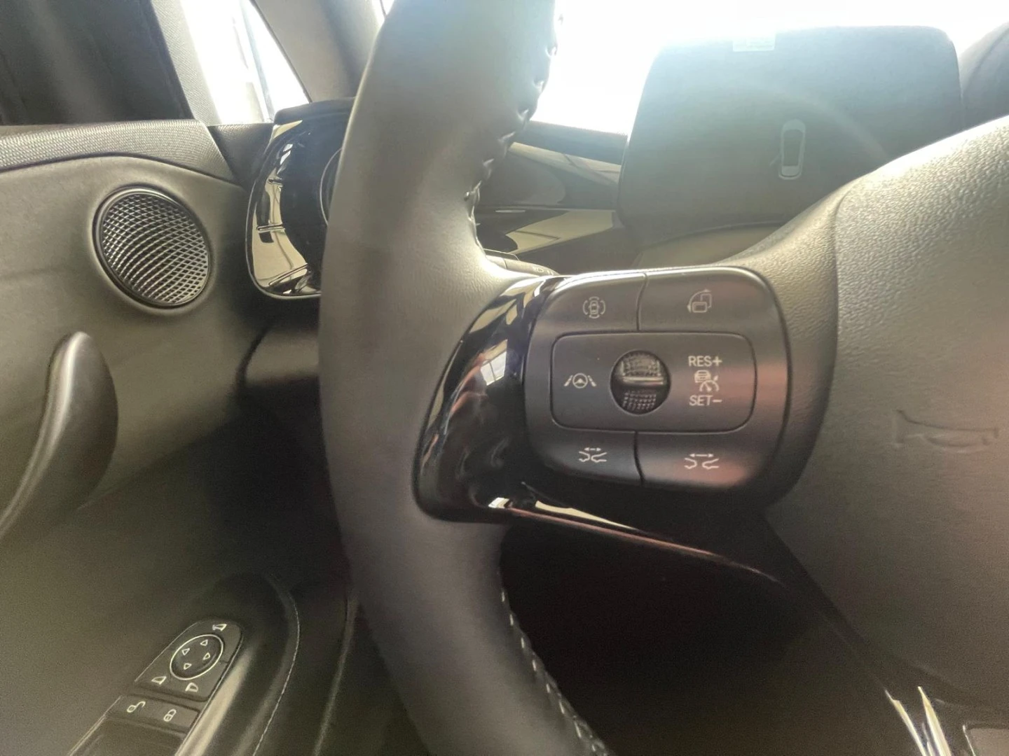 BYD Dolphin 60.4 kWh Design