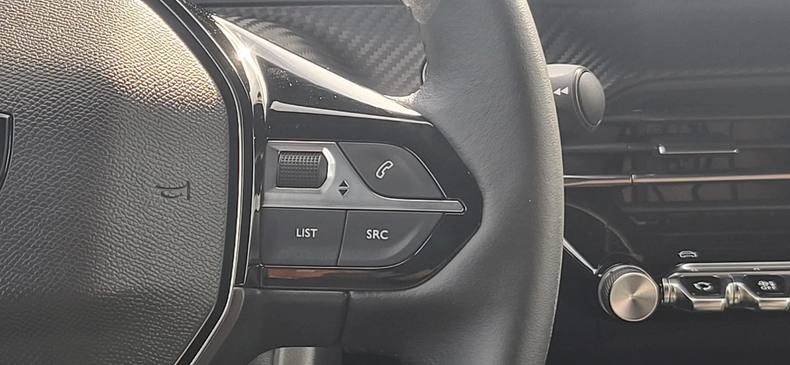 Peugeot e-2008 54 kWh Allure