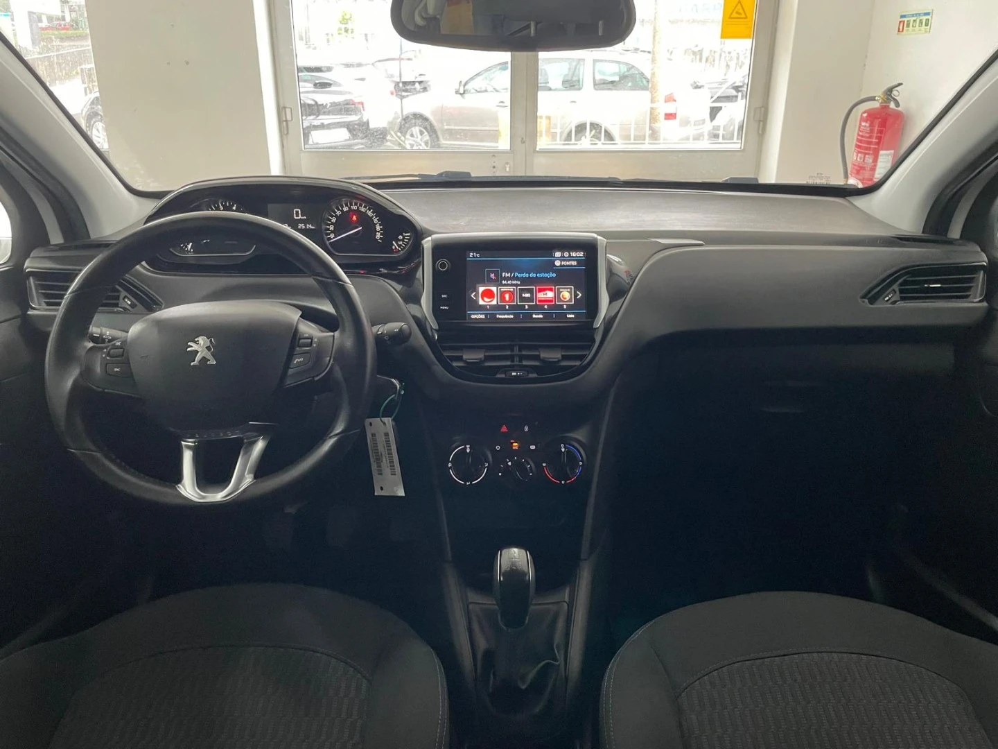 Peugeot 208 1.2 PureTech Signature