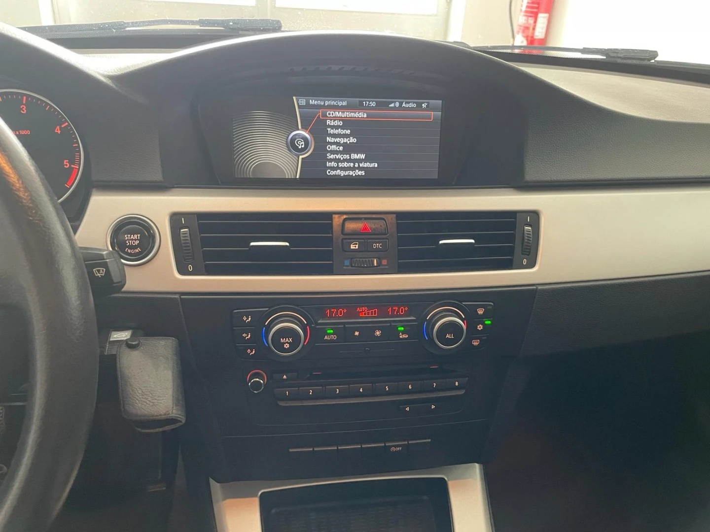 BMW 318 d Navigation Sport