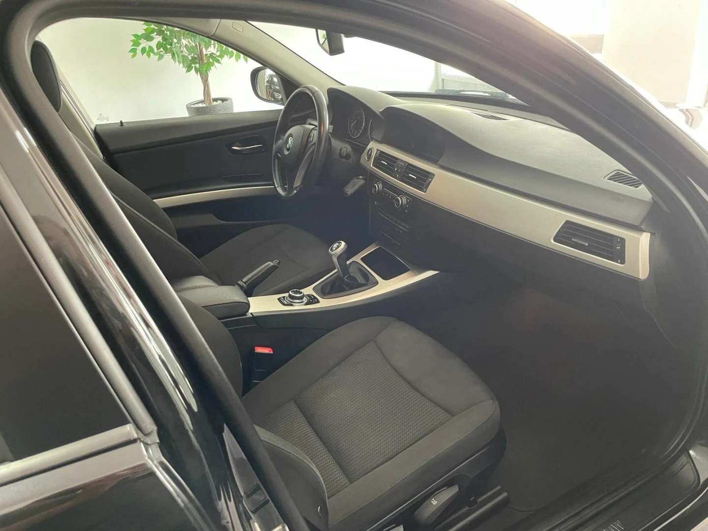 BMW 318 d Navigation Sport