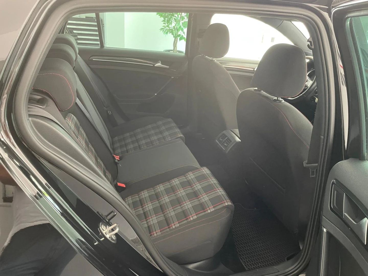 VW Golf 2.0 TSI GTI DSG