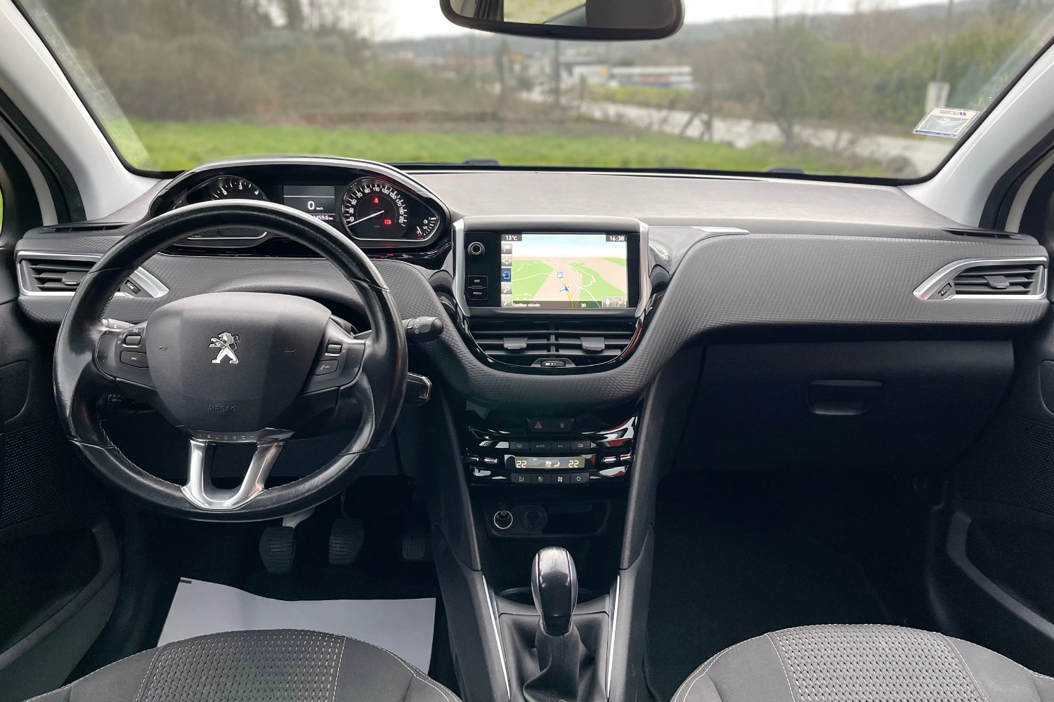 Peugeot 208 1.6 BlueHDi Allure