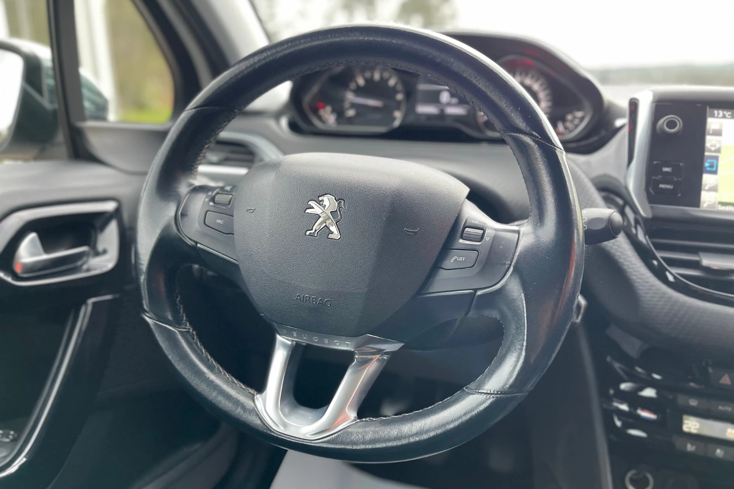 Peugeot 208 1.6 BlueHDi Allure