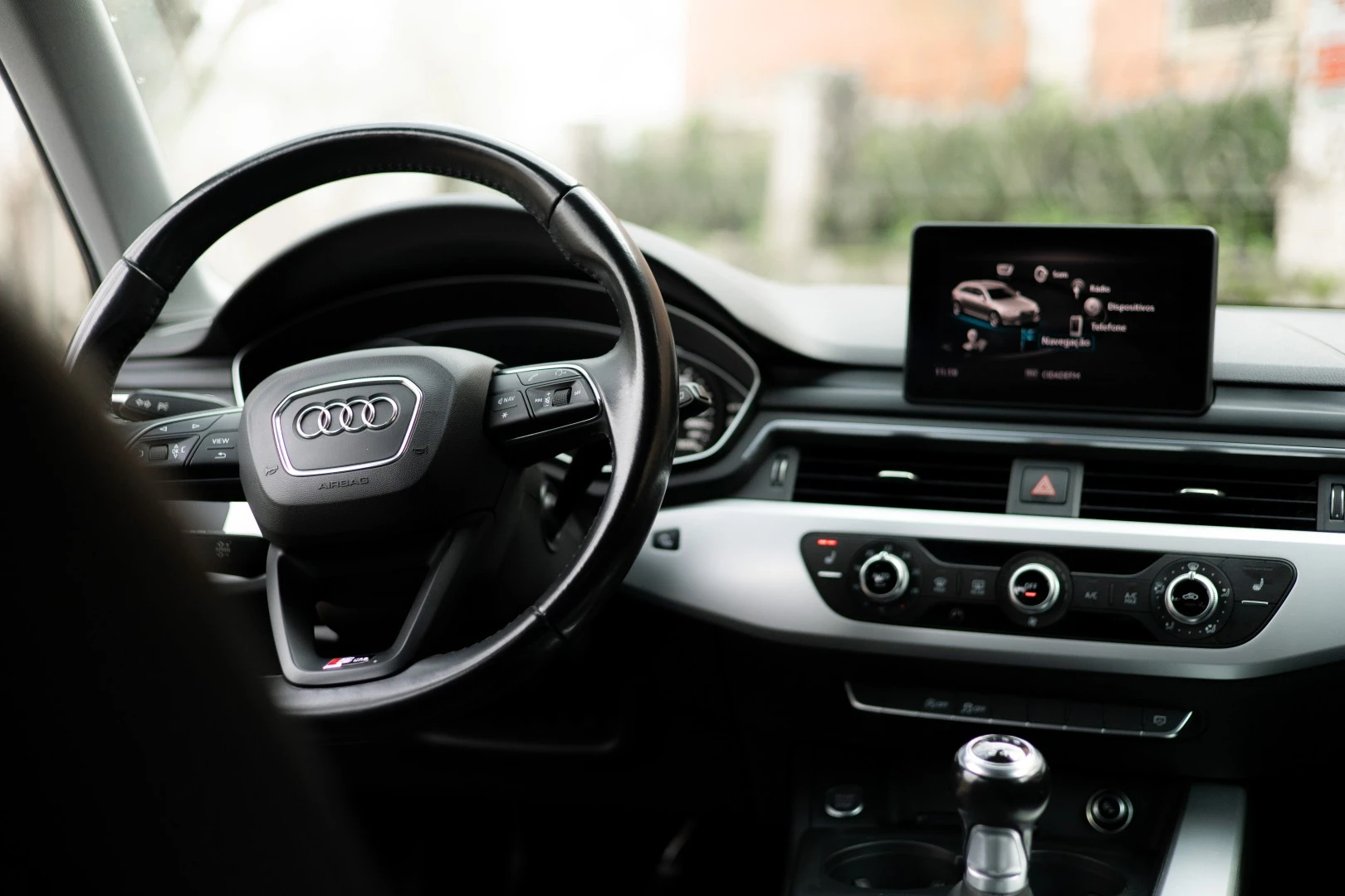 Audi A4 Avant 2.0 TDI Design